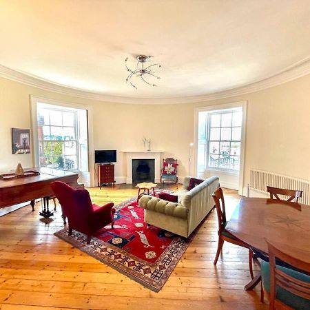 Apartamento Incredible St Andrew'S Sq - 2 Bed In The Sky Exterior foto