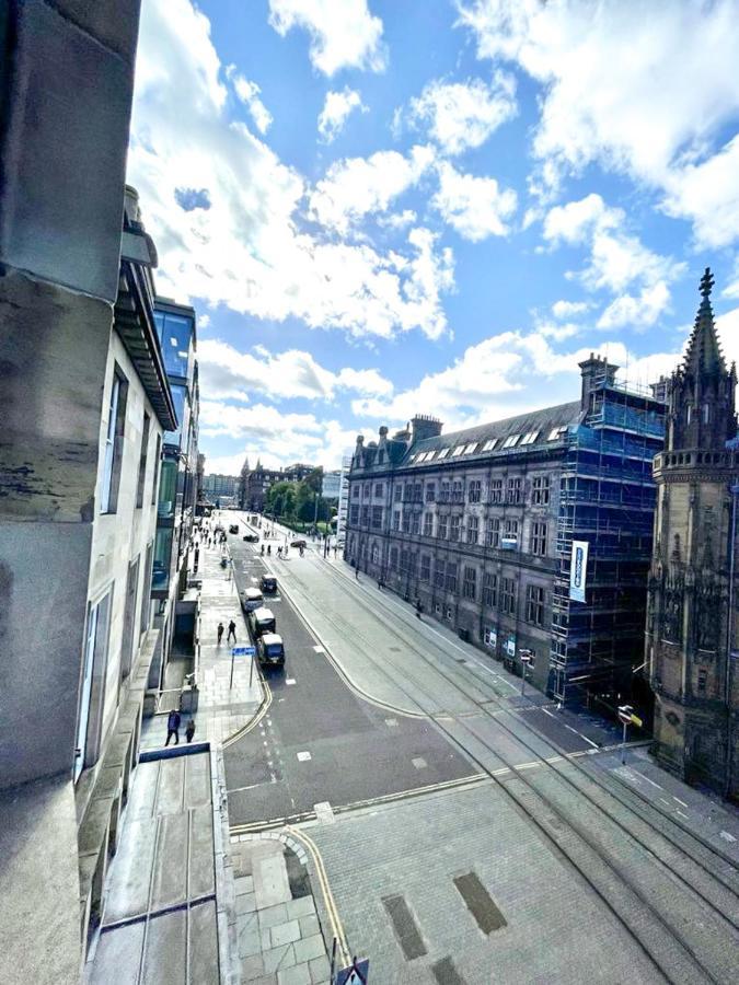 Apartamento Incredible St Andrew'S Sq - 2 Bed In The Sky Edimburgo Exterior foto