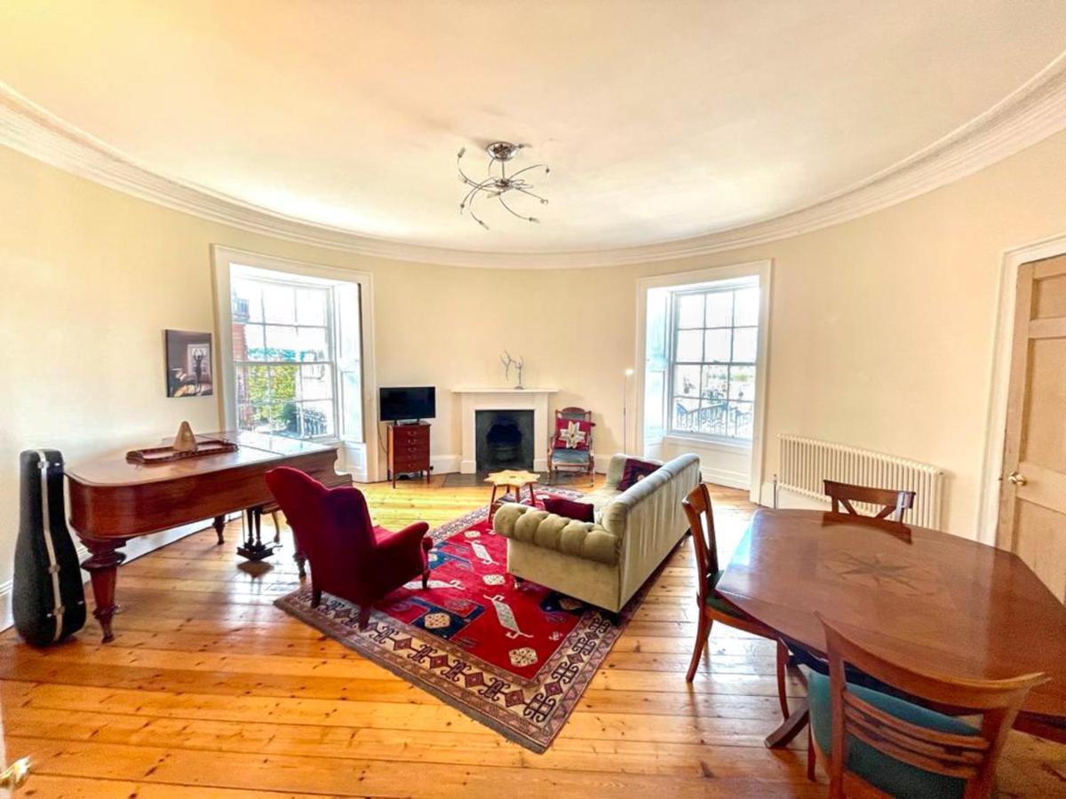 Apartamento Incredible St Andrew'S Sq - 2 Bed In The Sky Exterior foto